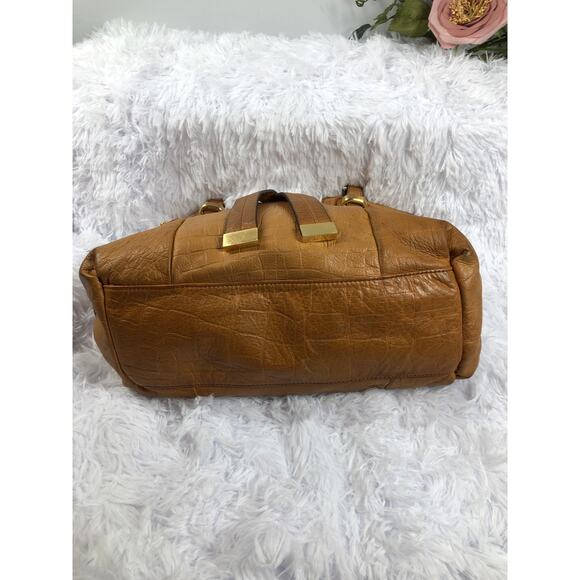 B. Makowsky Heavy Leather Shoulder Boho Handbag Camel Belted Magnetic Closure - Picture 9 of 13